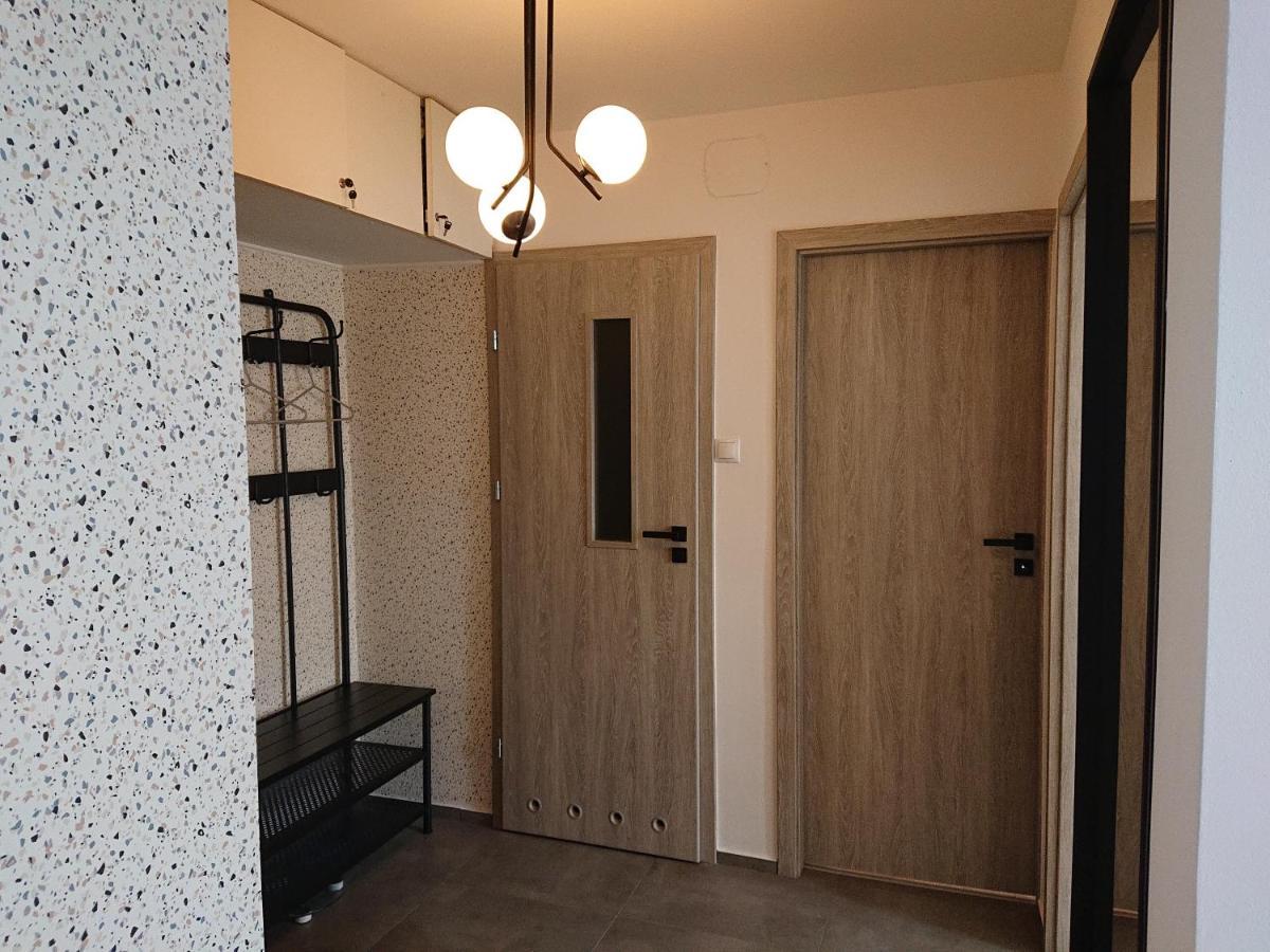 Center's Apartment *